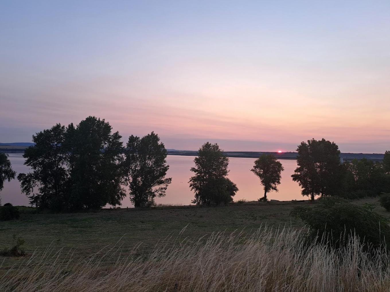 Rybarska Basta Vikletice - Nechranice Villa Chbany Luaran gambar